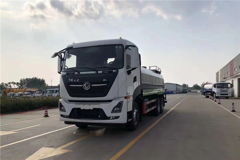 東風(fēng)天龍后八輪20噸噴霧車，國(guó)六綠化噴灑車